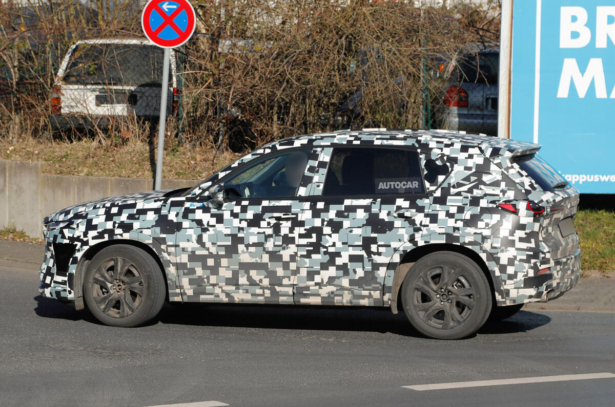 2027 Mazda CX 5 camo side 2027 Mazda CX 5 camo side