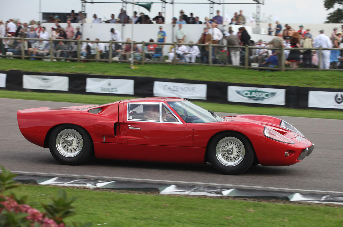 Ford GT40 (1964)