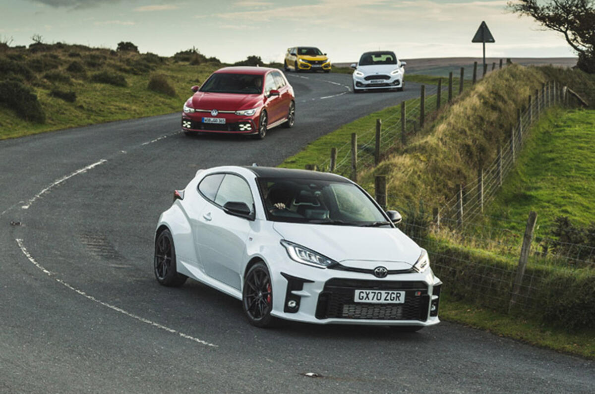 20 JHD Group 2020 340