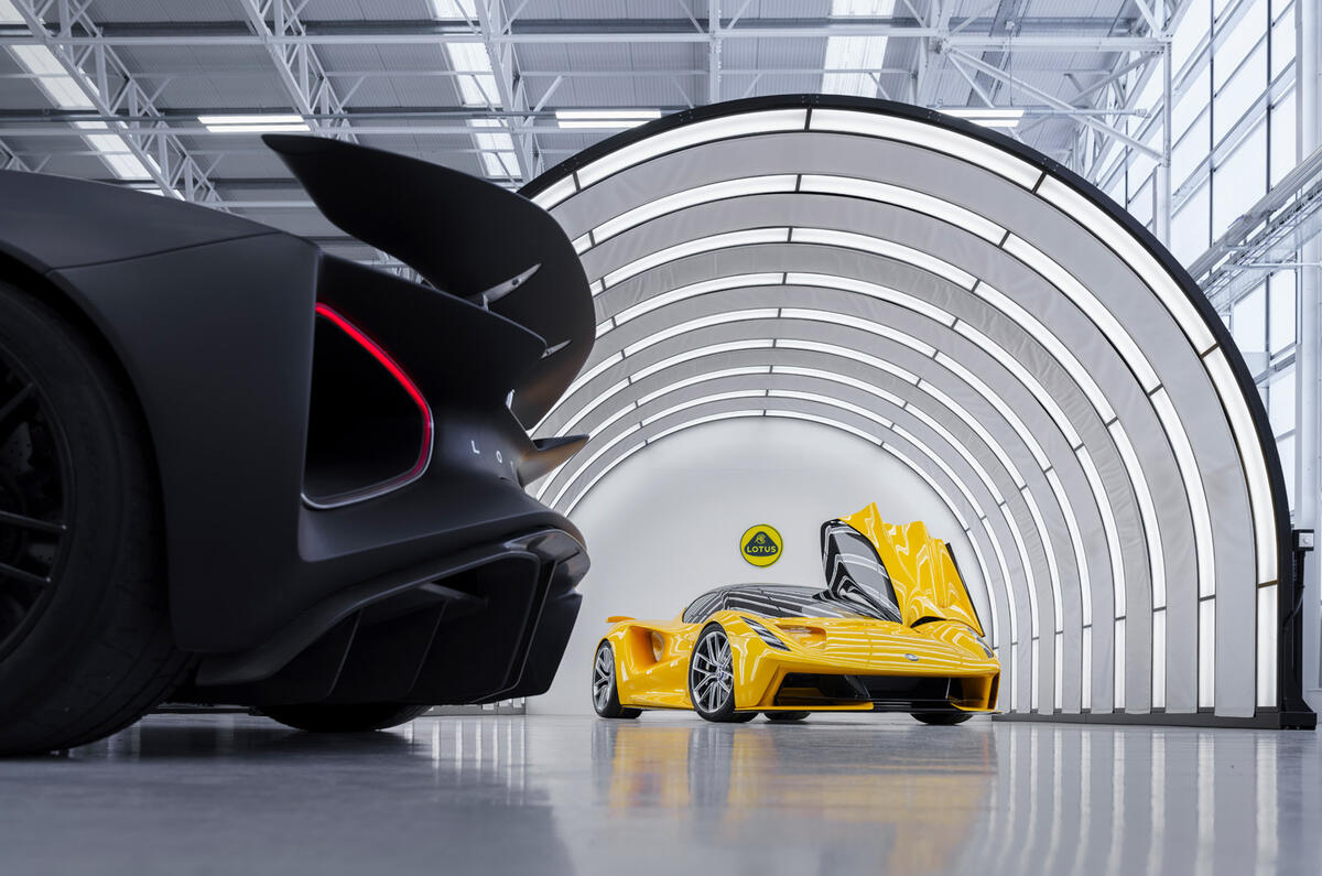 20 LOTUS EVIJA©DEAN SMITH 068