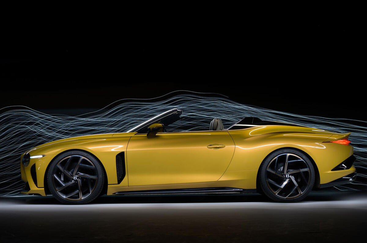 Bentley Bacalar 2020 - stationary side Bentley Bacalar 2020 - stationary side