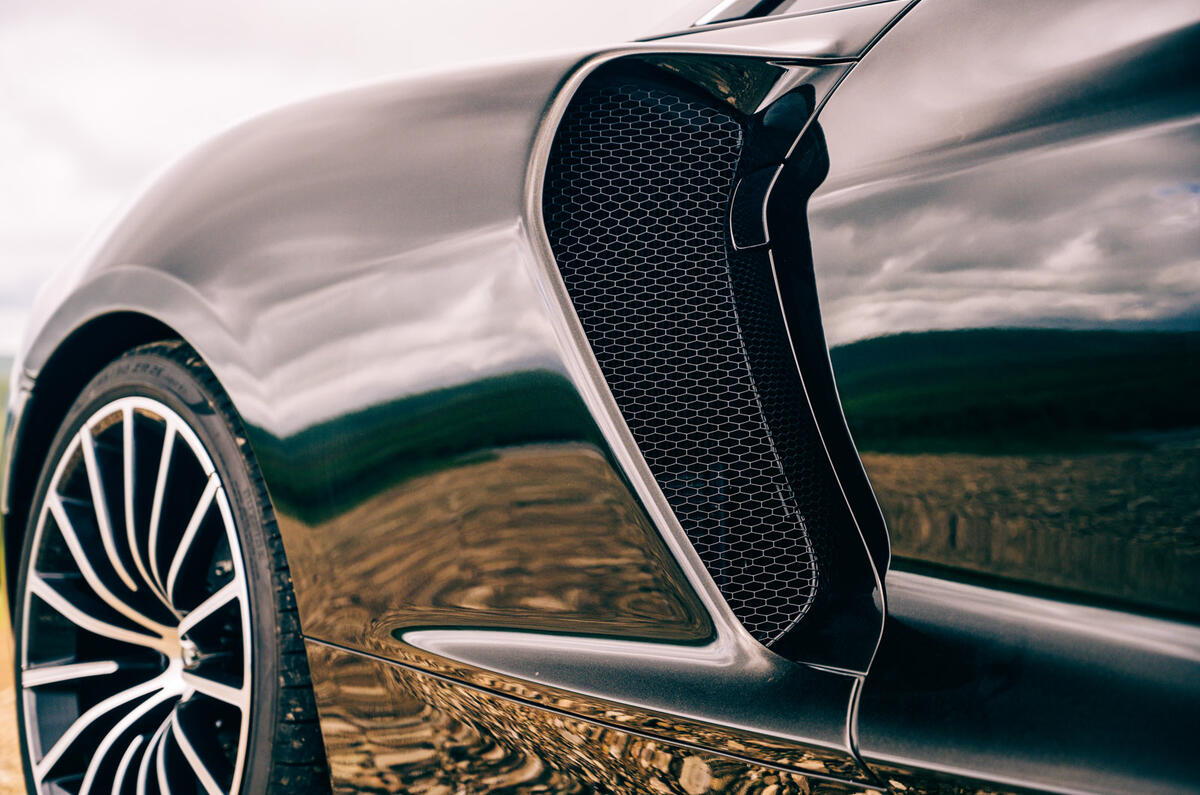 McLaren GT - side panel McLaren GT - side panel