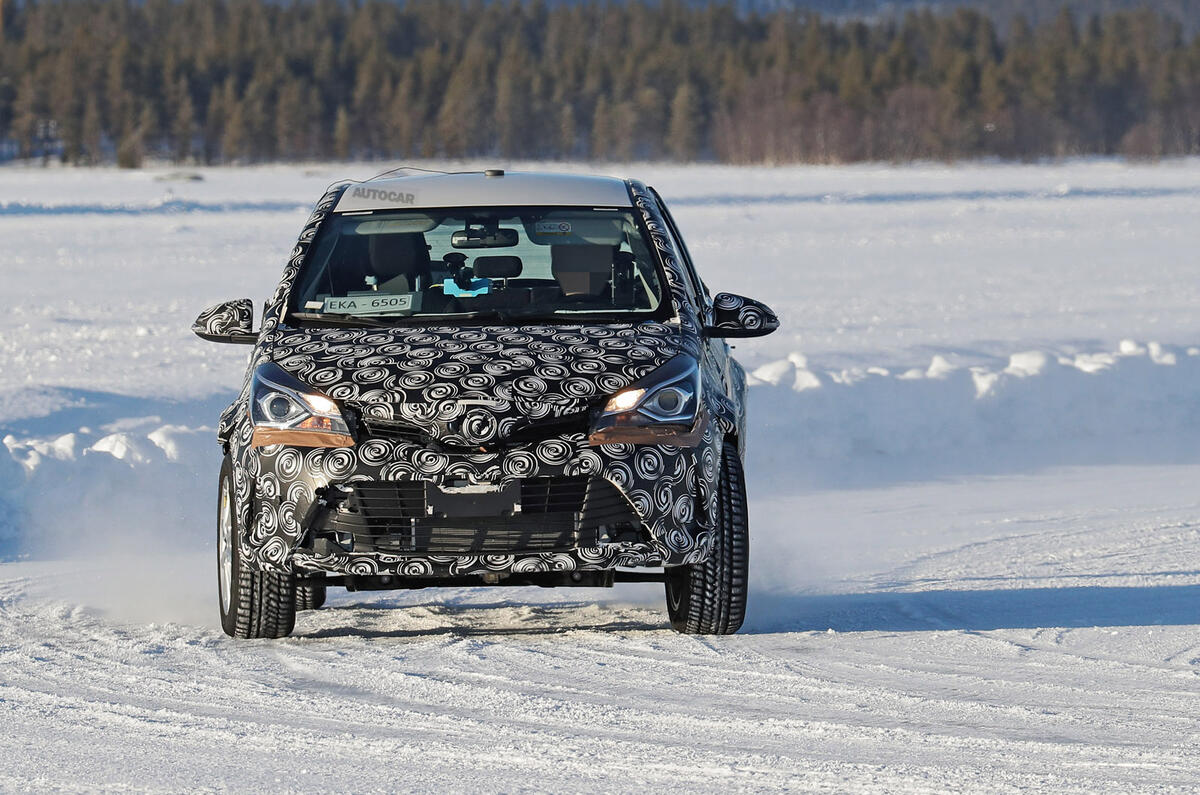 2021 Toyota small SUV prototype - cornering front 2021 Toyota small SUV prototype - cornering front