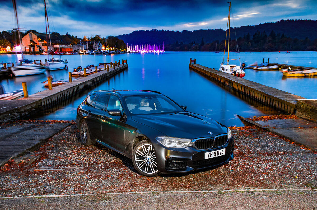 Beamer and basket Beamer and basket