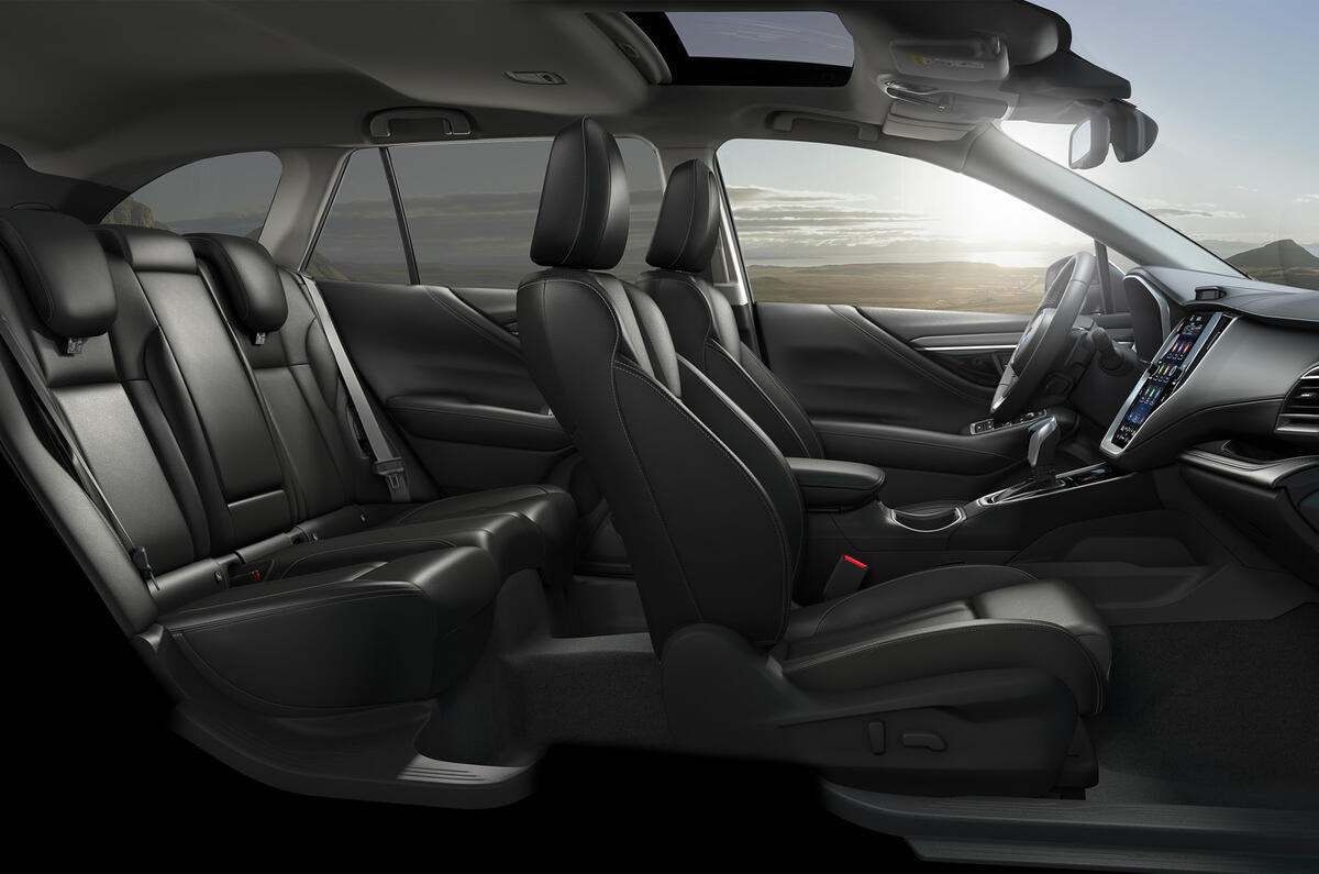 21OUTBACK Interior (2) 21OUTBACK Interior (2)