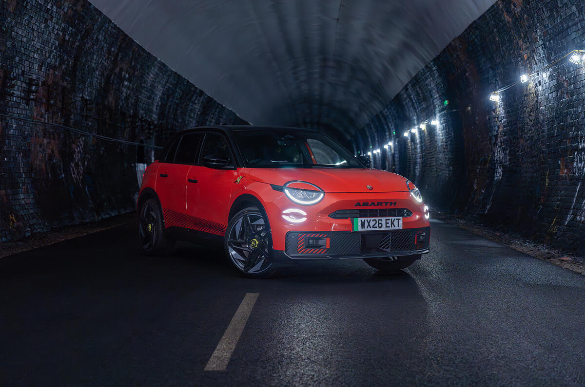Abarth 600e Competizione
