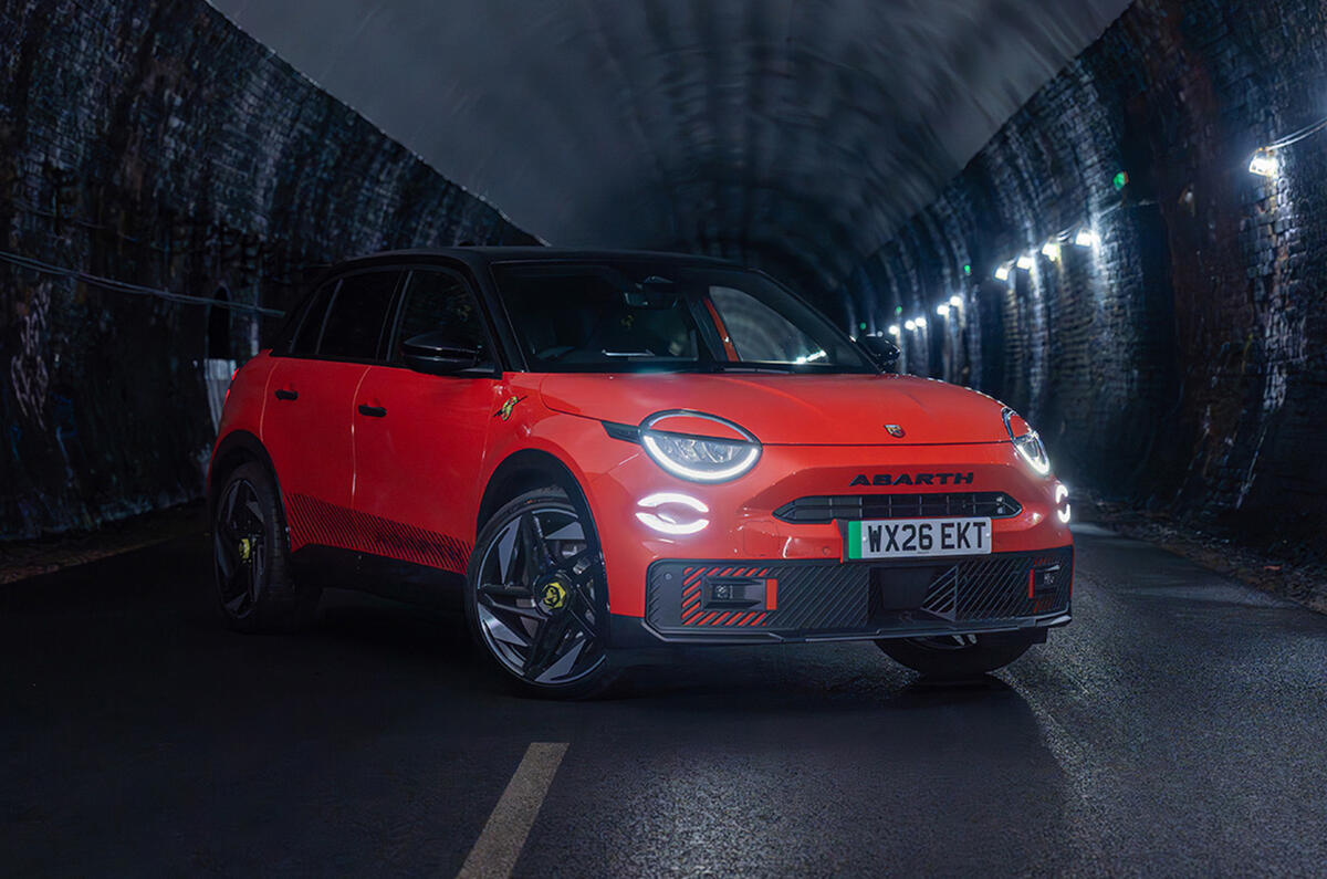 Abarth 600e Competizione