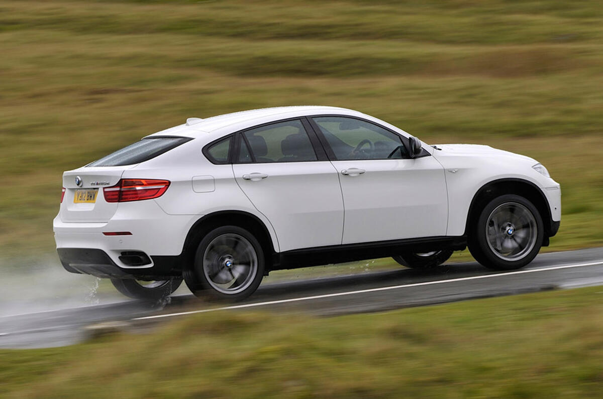 BMW X6 - hero side