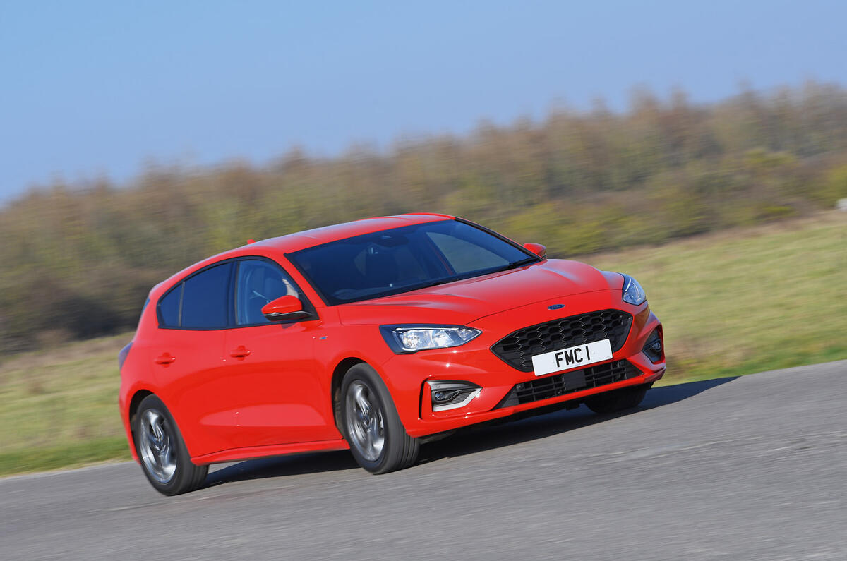 Ford Focus - hero front