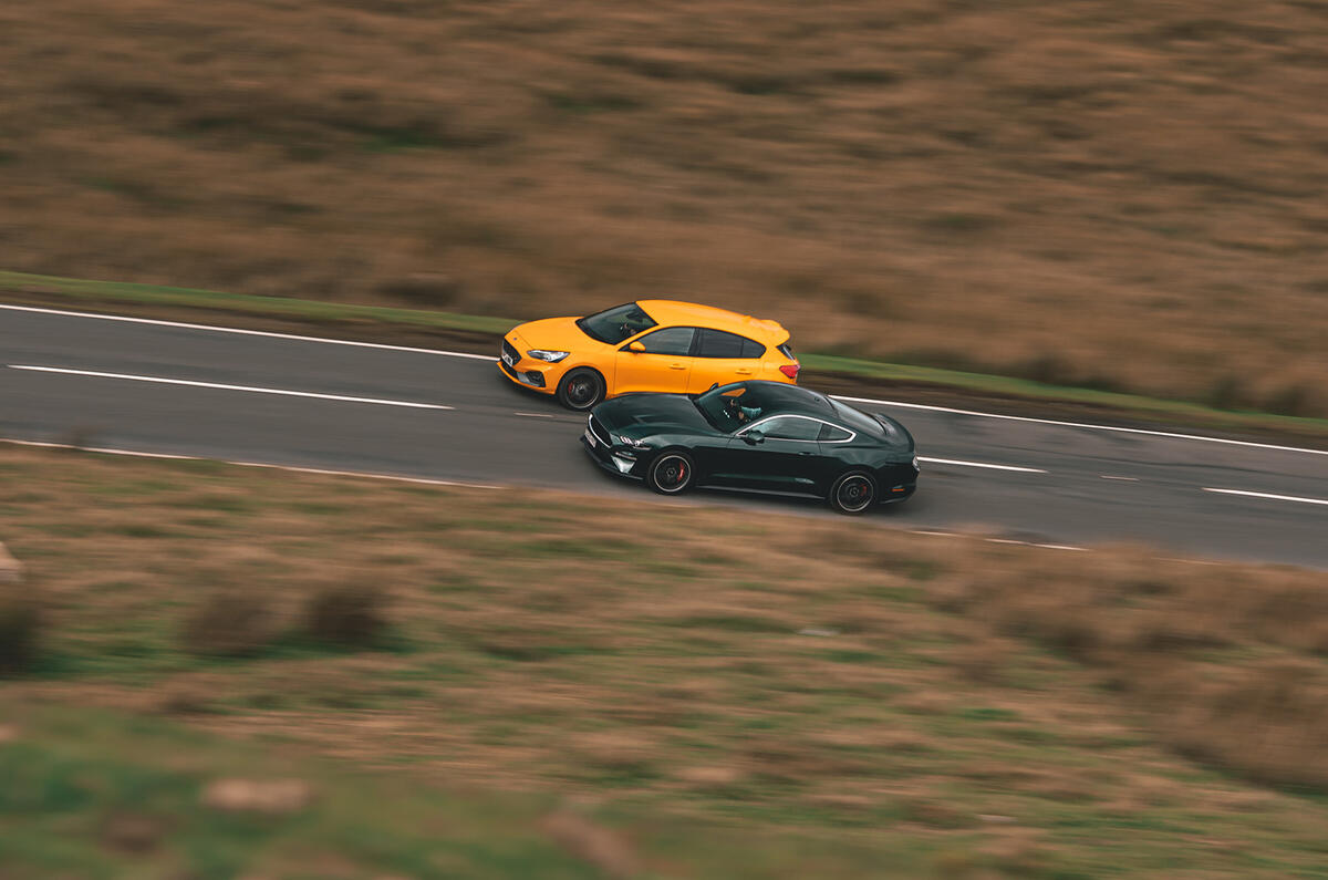 Ford Focus - side Ford Focus - side