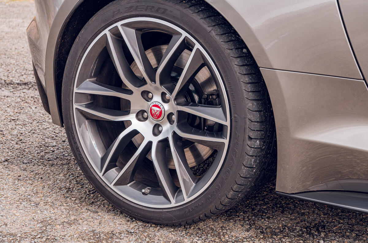 Jaguar F-Type - wheel Jaguar F-Type - wheel