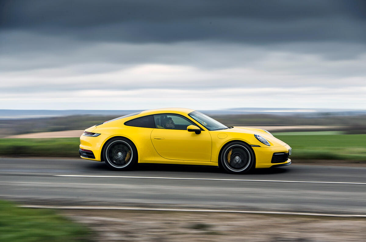 Porsche 911 Carrera 4S 2020 - hero side Porsche 911 Carrera 4S 2020 - hero side