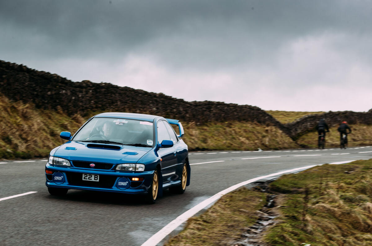 Mitsubishi Lancer Evo VI Makinen vs Subaru Impreza 22B