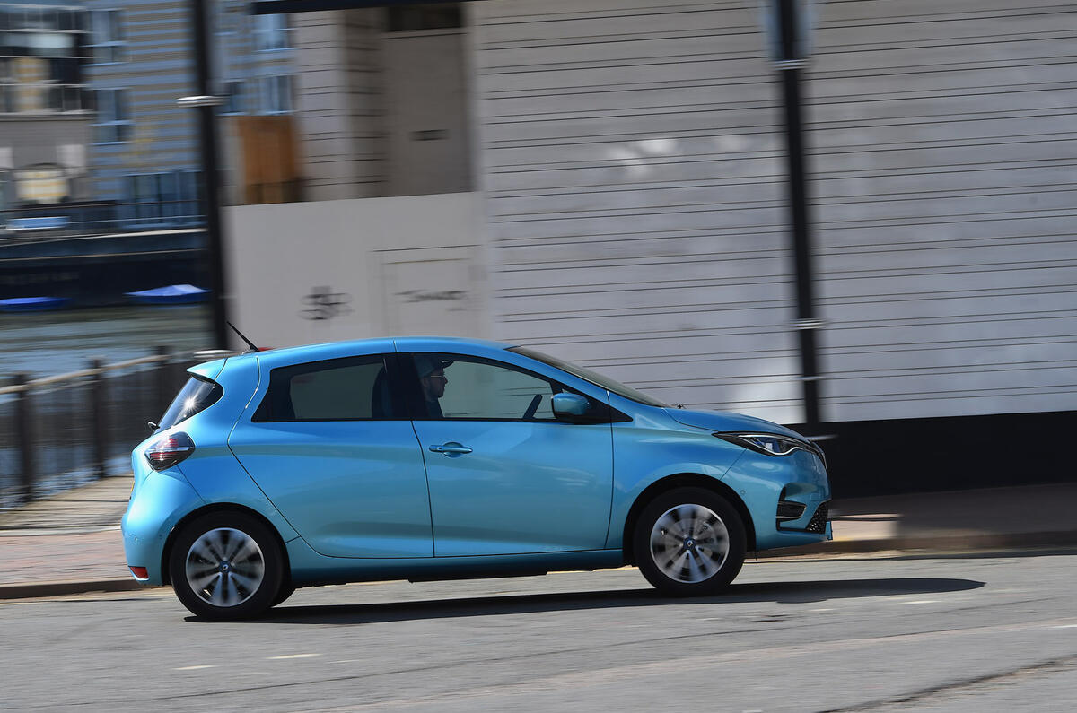 Renault Zoe - hero side Renault Zoe - hero side