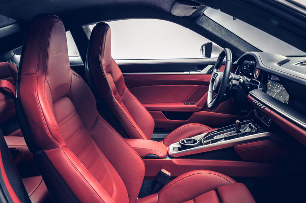 Porsche 911 Turbo S 2020 official images - interior