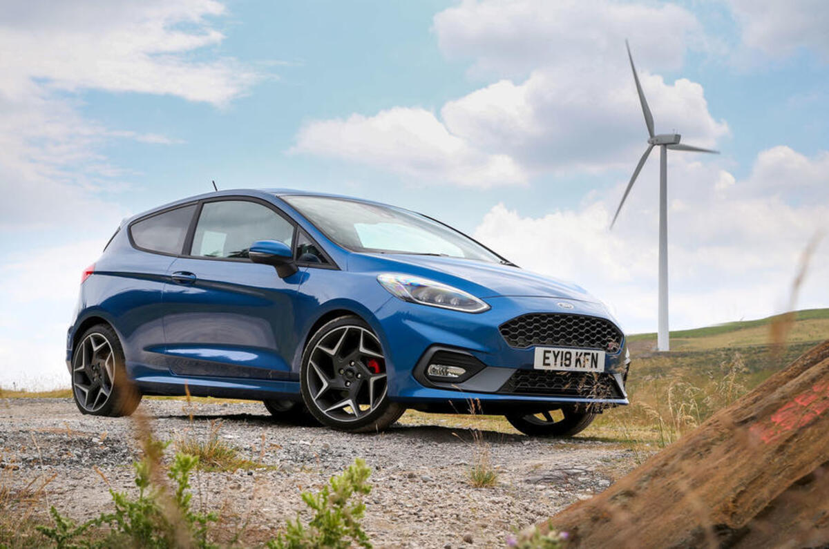 24 ford fiesta st 2018 lt hero static