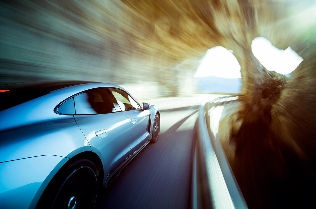 Porsche Taycan Turbo S - tracking side