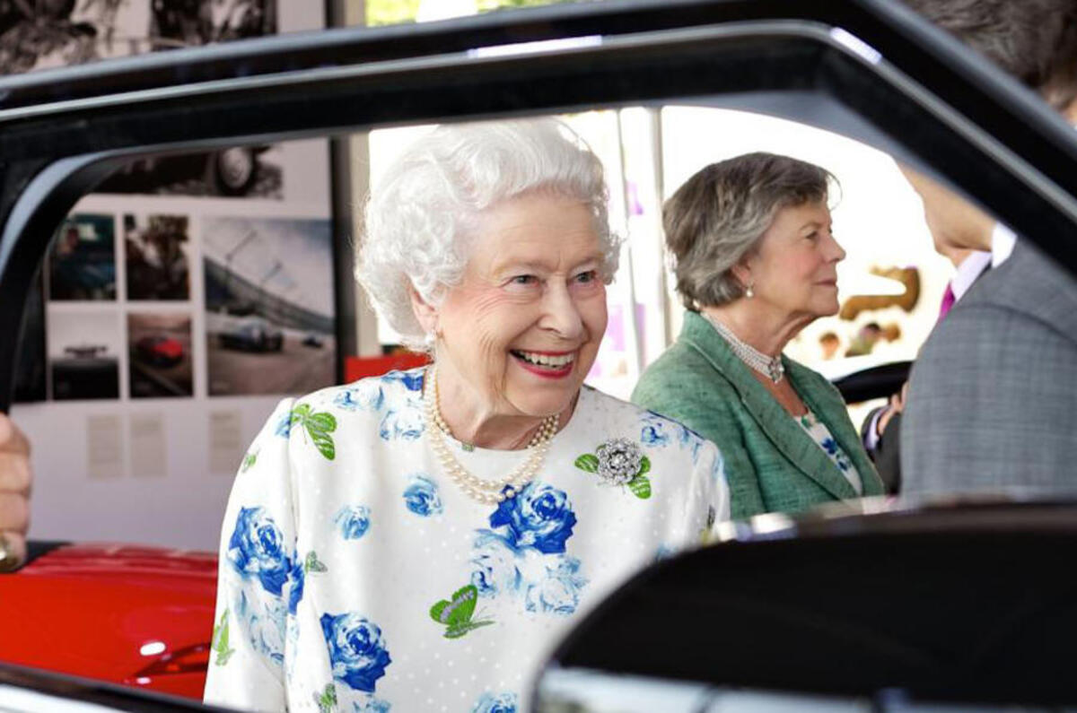 Queen’s speech: Government establishes automated and electric vehicle bill