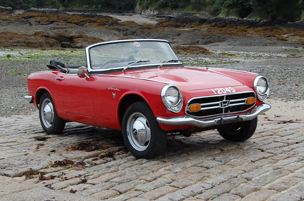 Honda S800 - static front Honda S800 - static front