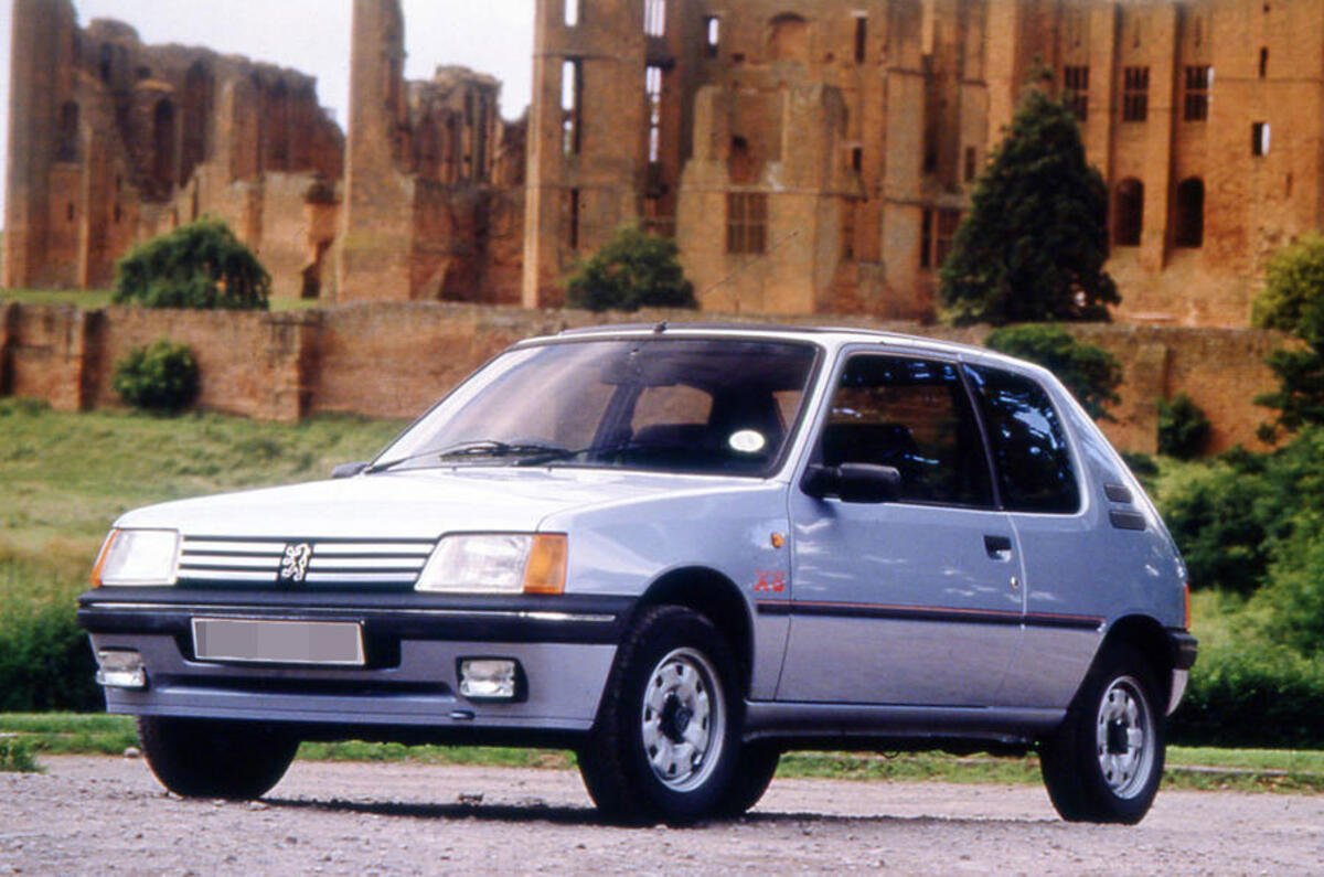 Peugeot 205 - static front