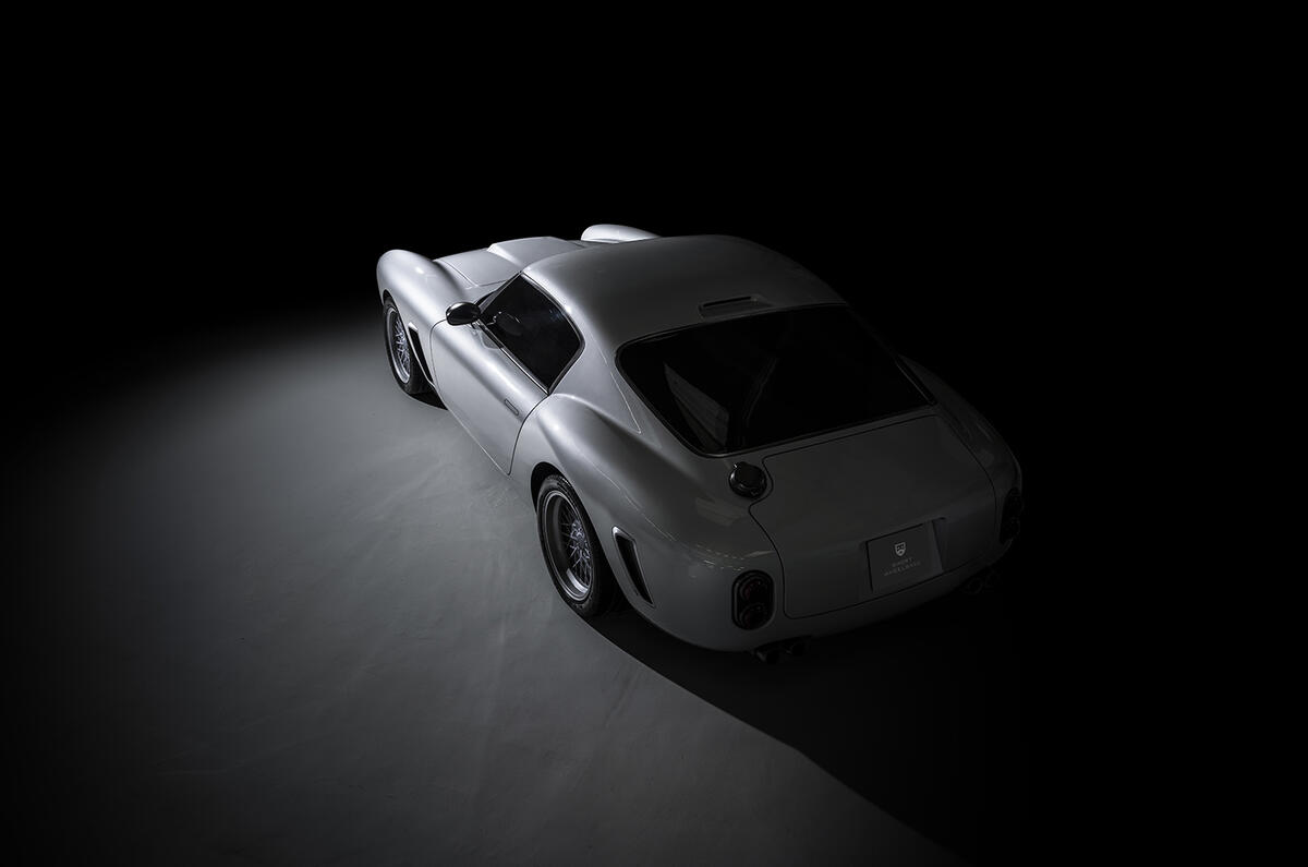 250GT03 250GT03