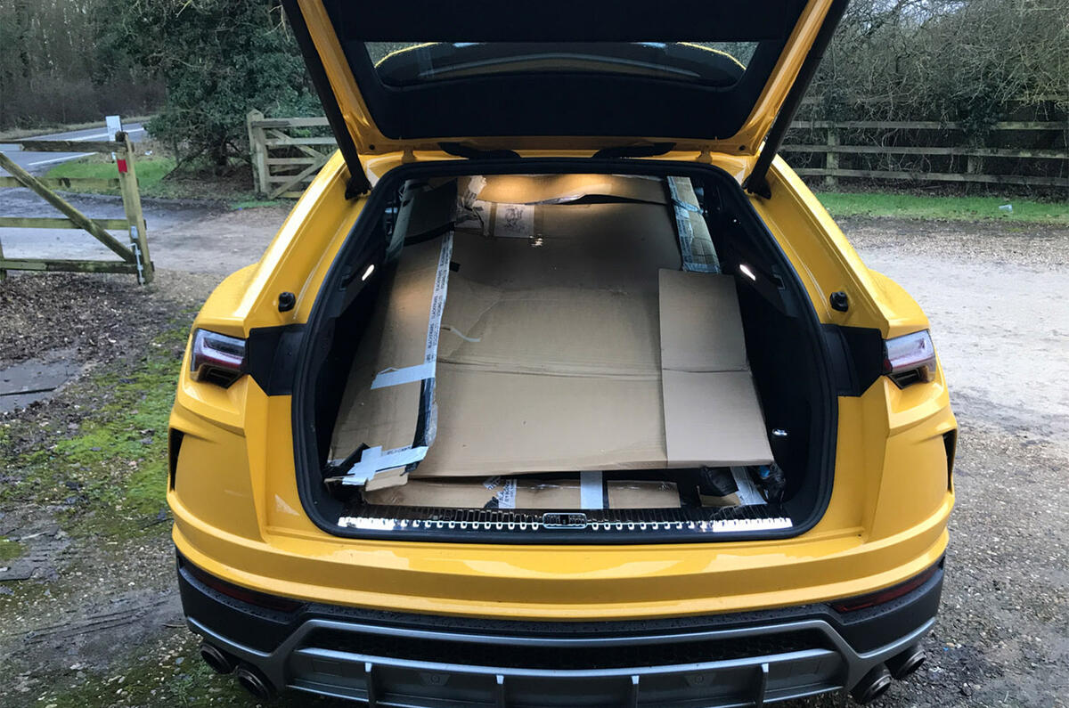 25 File 000(6) 25 File 000(6)