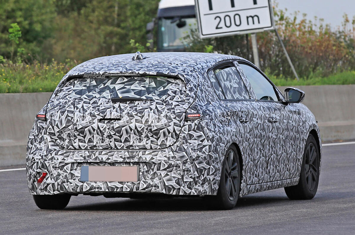 2022 Peugeot 308 prototype - rear 2022 Peugeot 308 prototype - rear