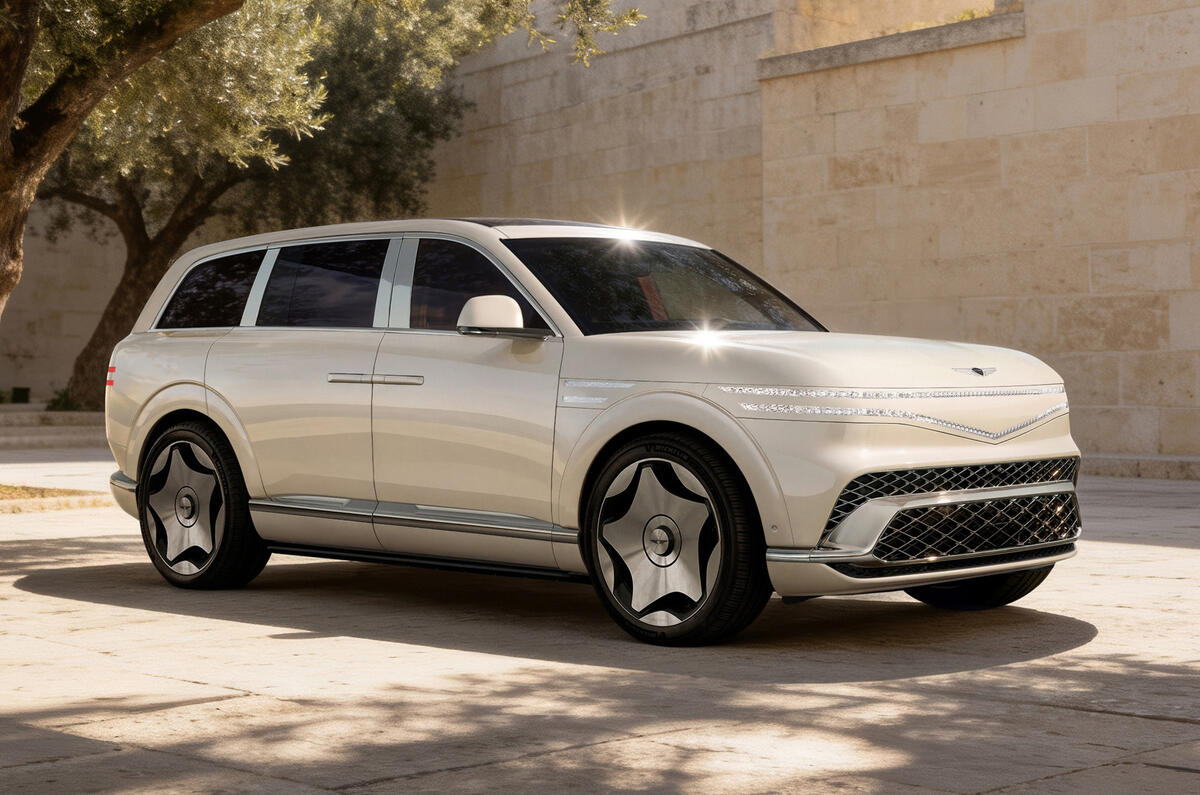 260820 anewiconrsquosarrivalgenesisunveilsgv90flagshipsuv 4