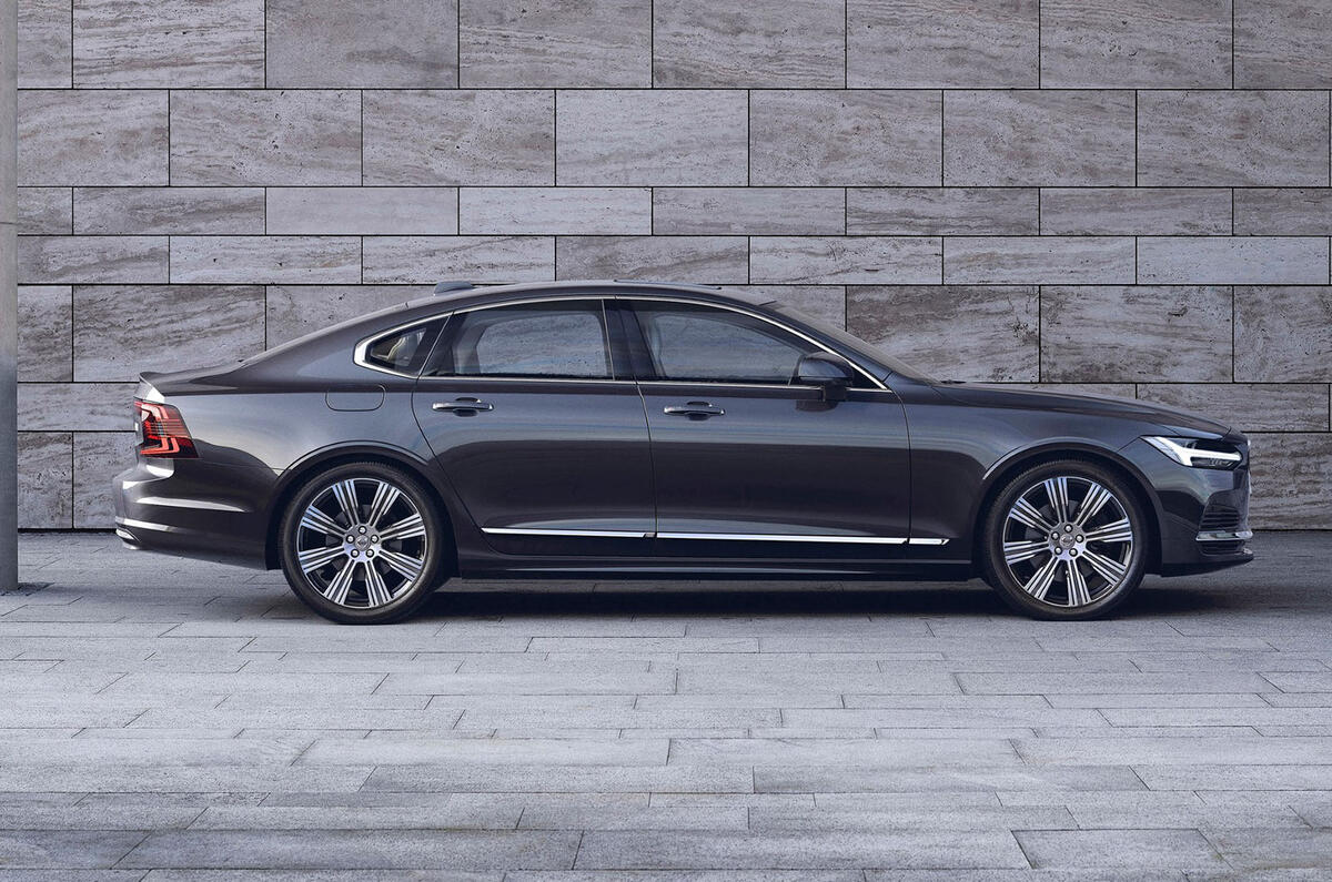 2020 Volvo S90 Recharge plug-in hybrid  2020 Volvo S90 Recharge plug-in hybrid
