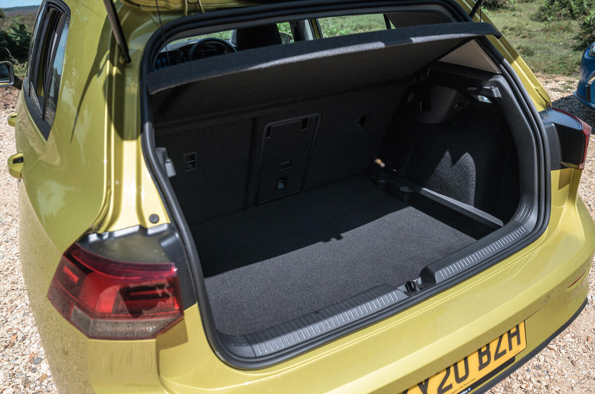 Volkswagen Golf - boot Volkswagen Golf - boot