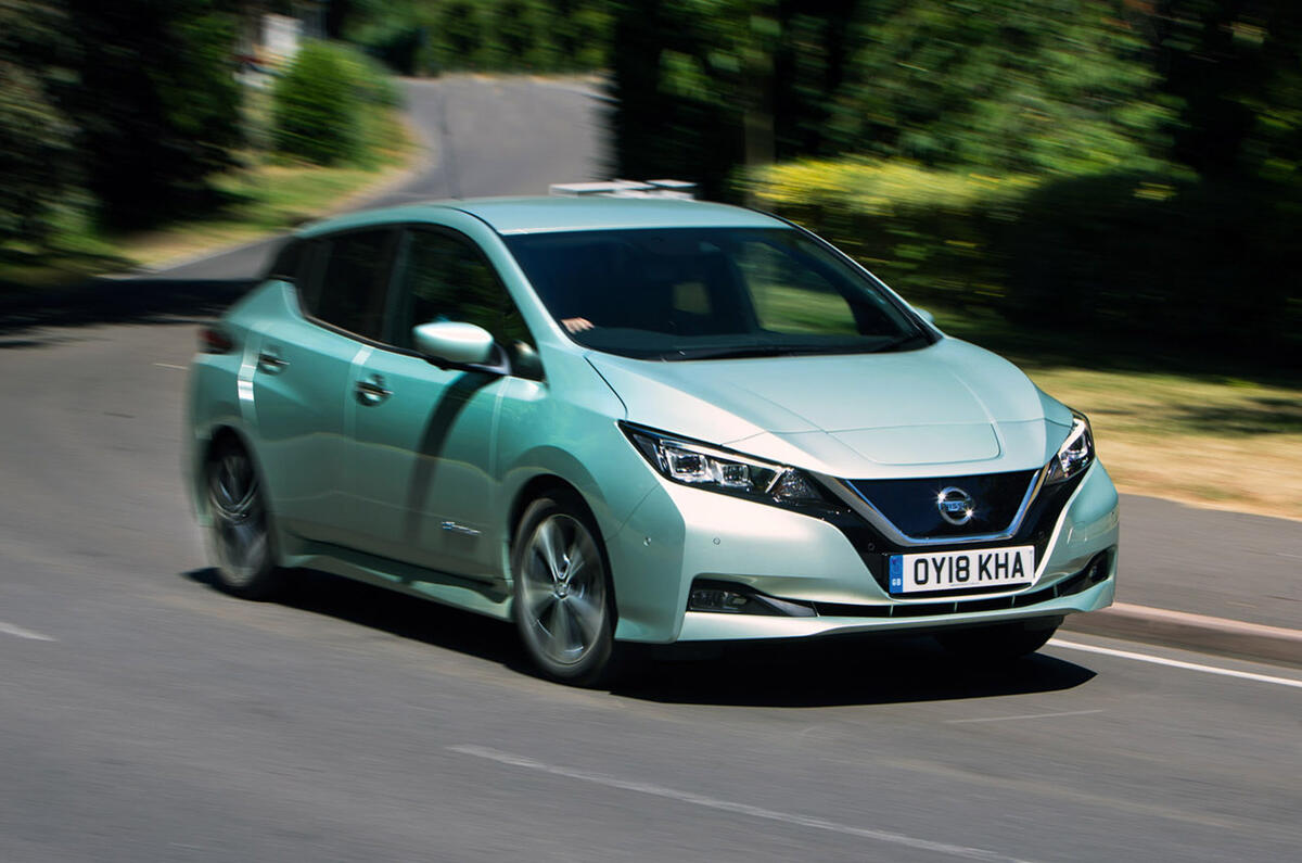 Nissan Leaf 2018 - tracking front Nissan Leaf 2018 - tracking front