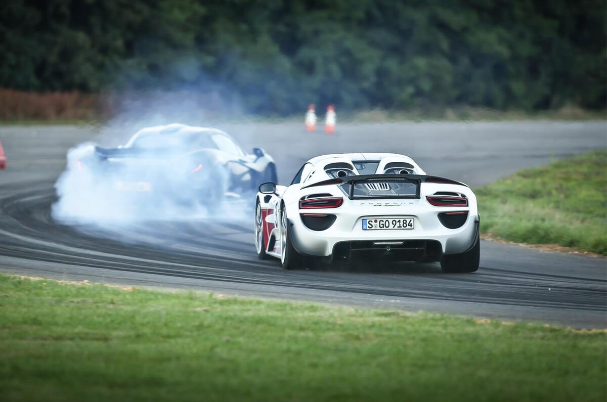 McLaren P1 vs Porsche 918 - rear