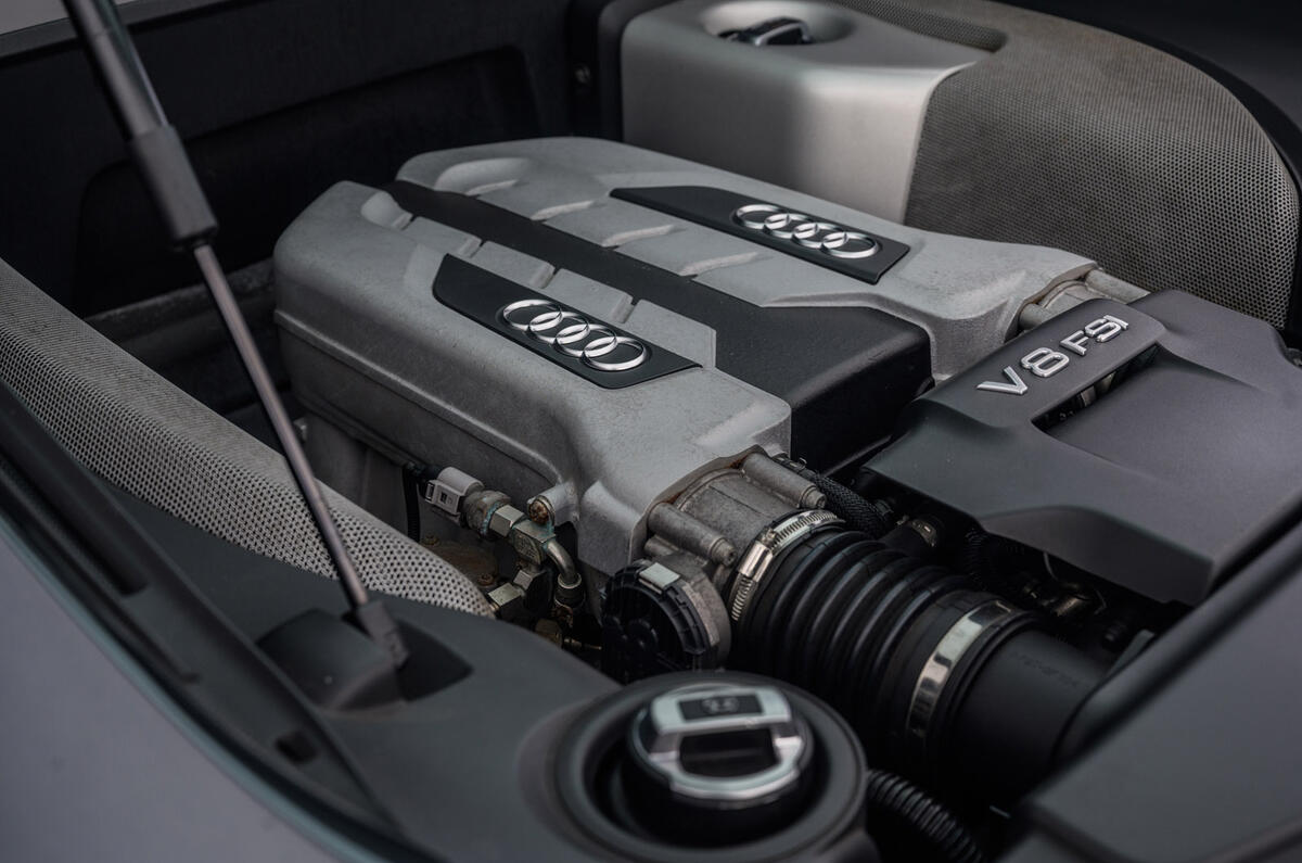 Naturally aspirated V8  Naturally aspirated V8