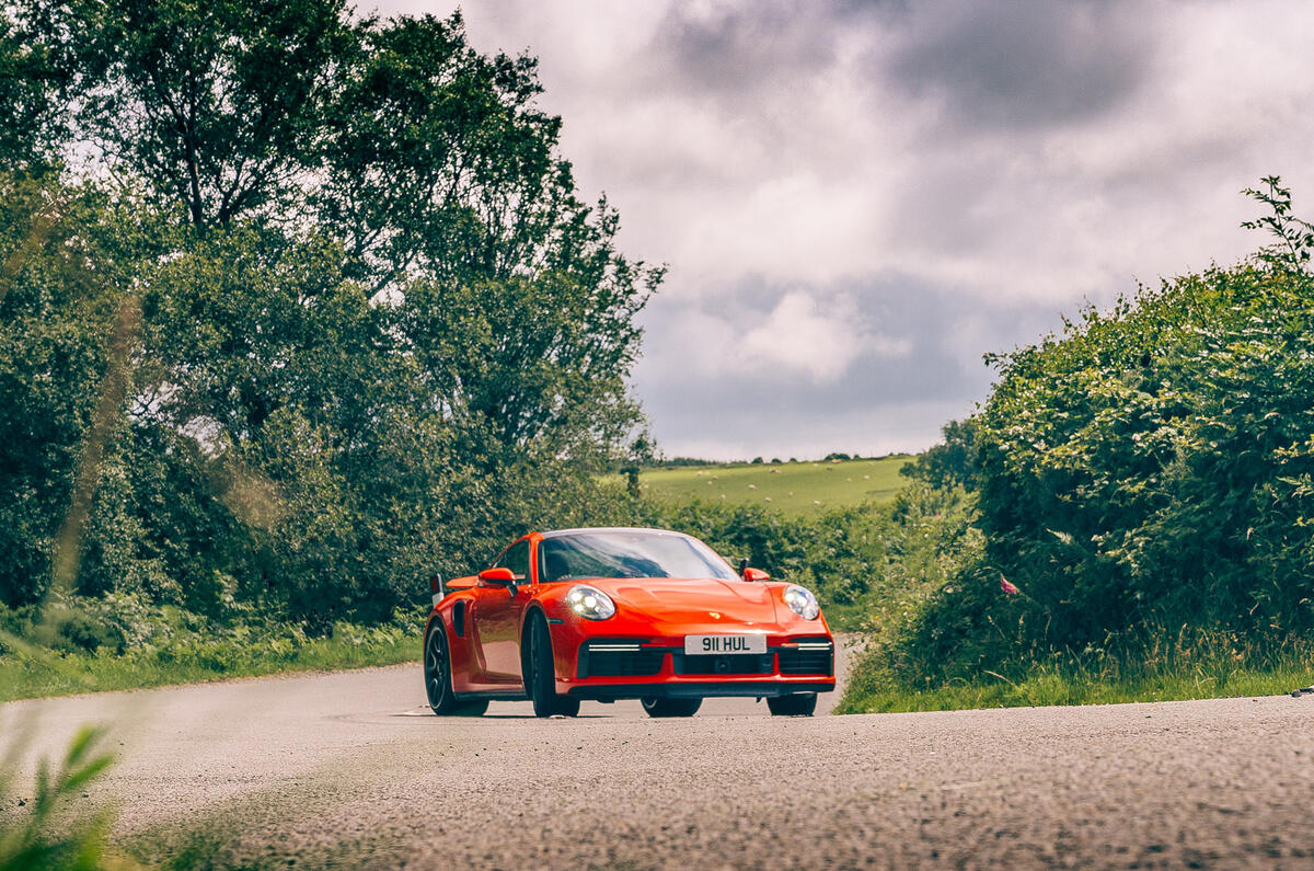 Porsche 911 - hero front Porsche 911 - hero front