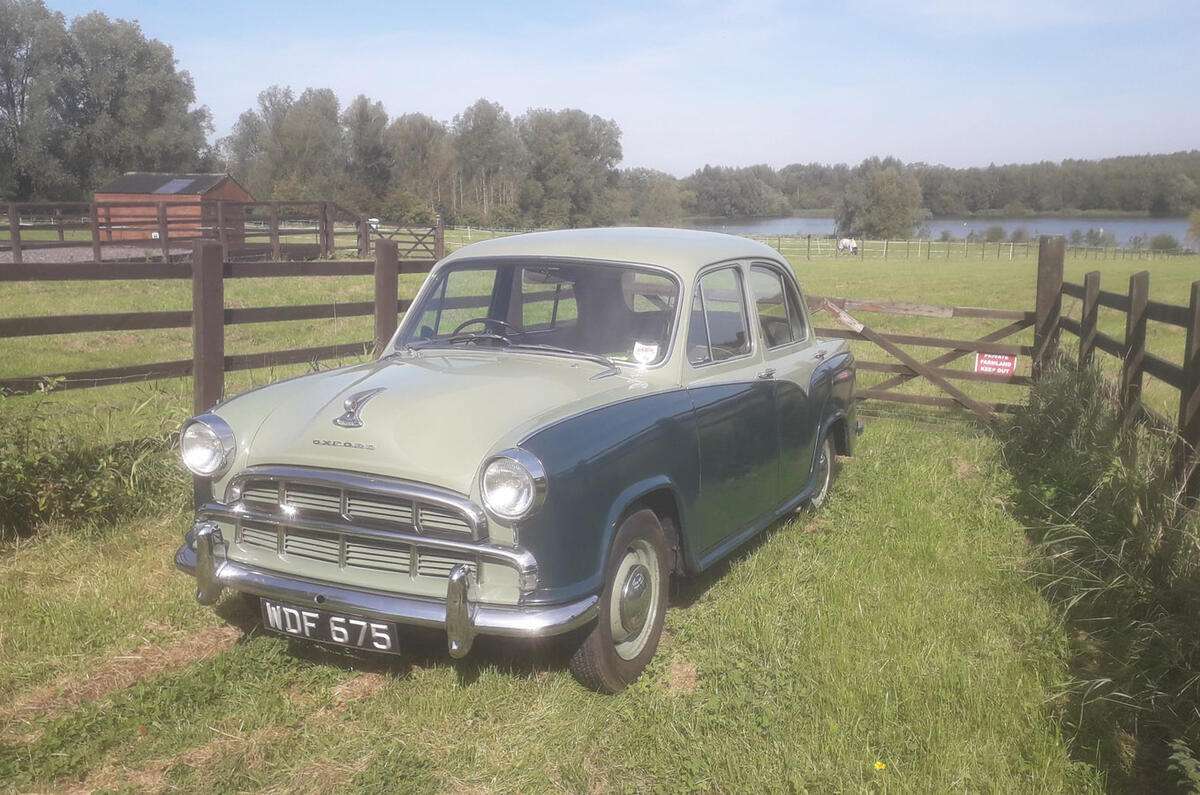 2 1959 morris oxford 609112977d281