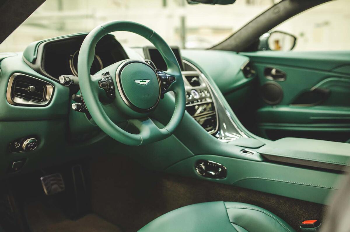 Aston Martin DB11 Classic Driver Edition interior