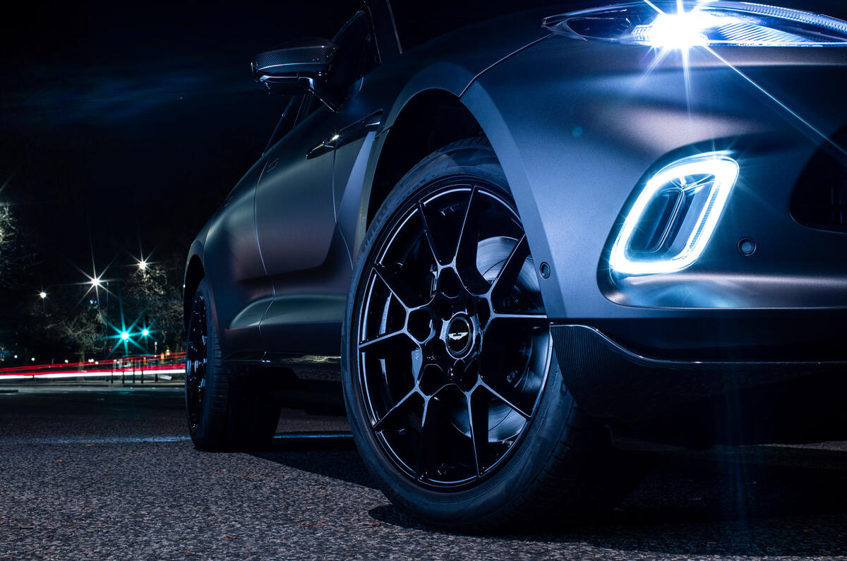 Aston Martin DBX Q by Aston Martin 2020 - rear wheel Aston Martin DBX Q by Aston Martin 2020 - rear wheel