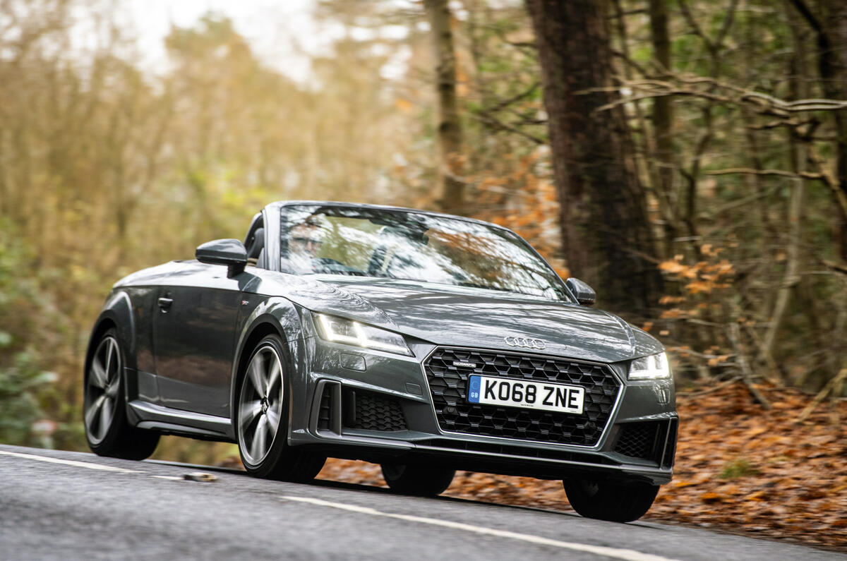 Audi TT - tracking front Audi TT - tracking front