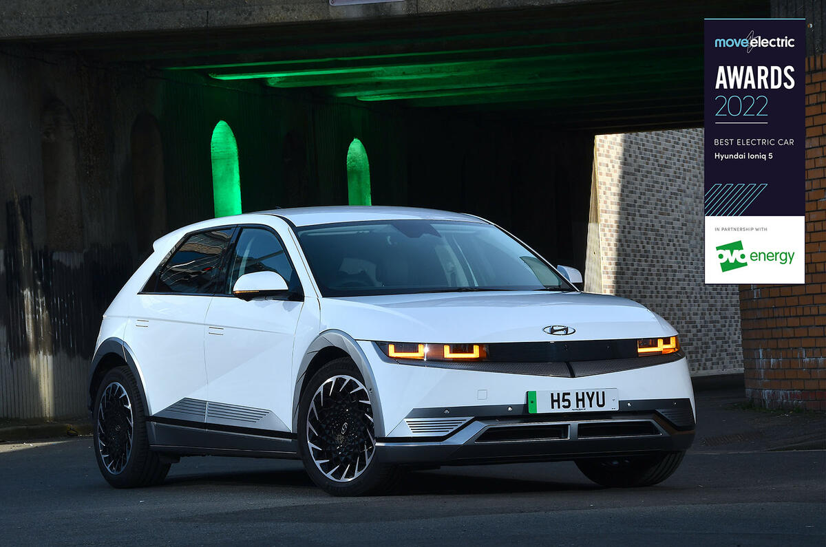 2 Best electric Car 1600x1066 