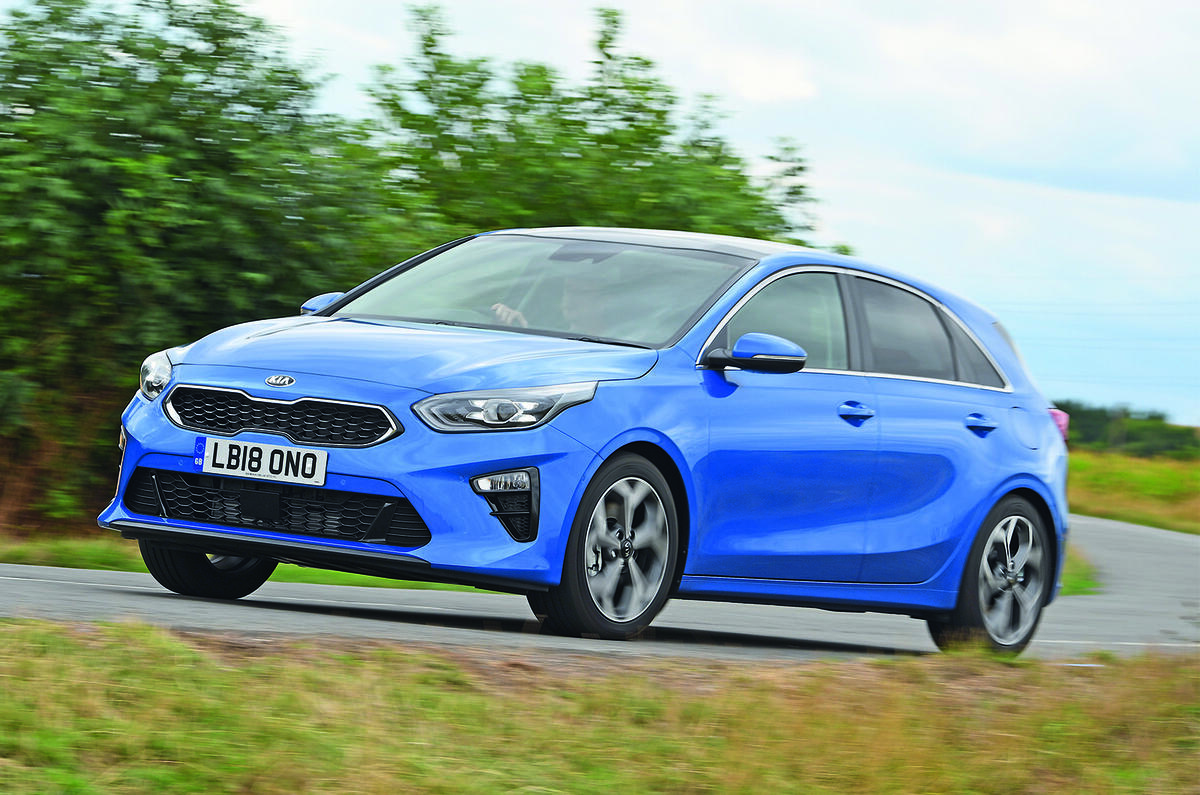 2 Kia ceed