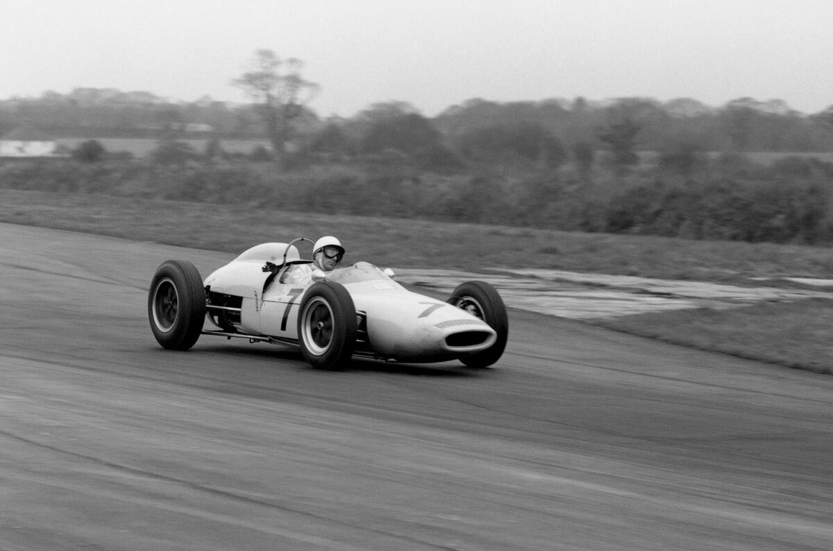 Sit Stirling Moss