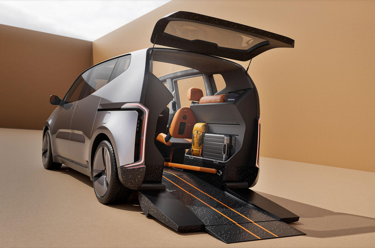 2 Motability Operations   CALLUM   eVITA concept   Tailgate