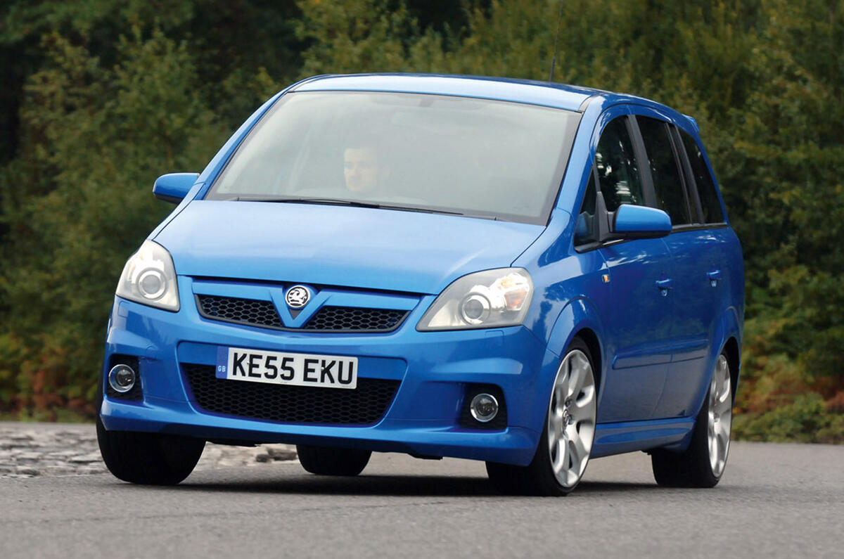 Vauxhall Zafira VXR 2005 - tracking front Vauxhall Zafira VXR 2005 - tracking front