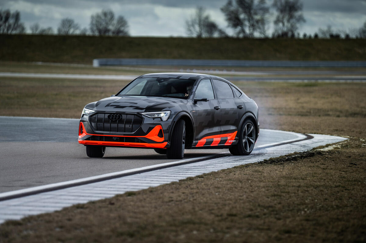 Audi E-tron S 2010 - hero front Audi E-tron S 2010 - hero front