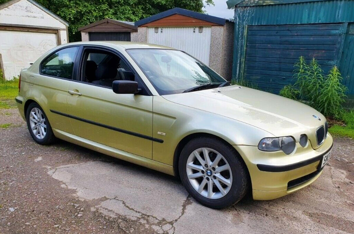 BMW 320td Compact - front BMW 320td Compact - front