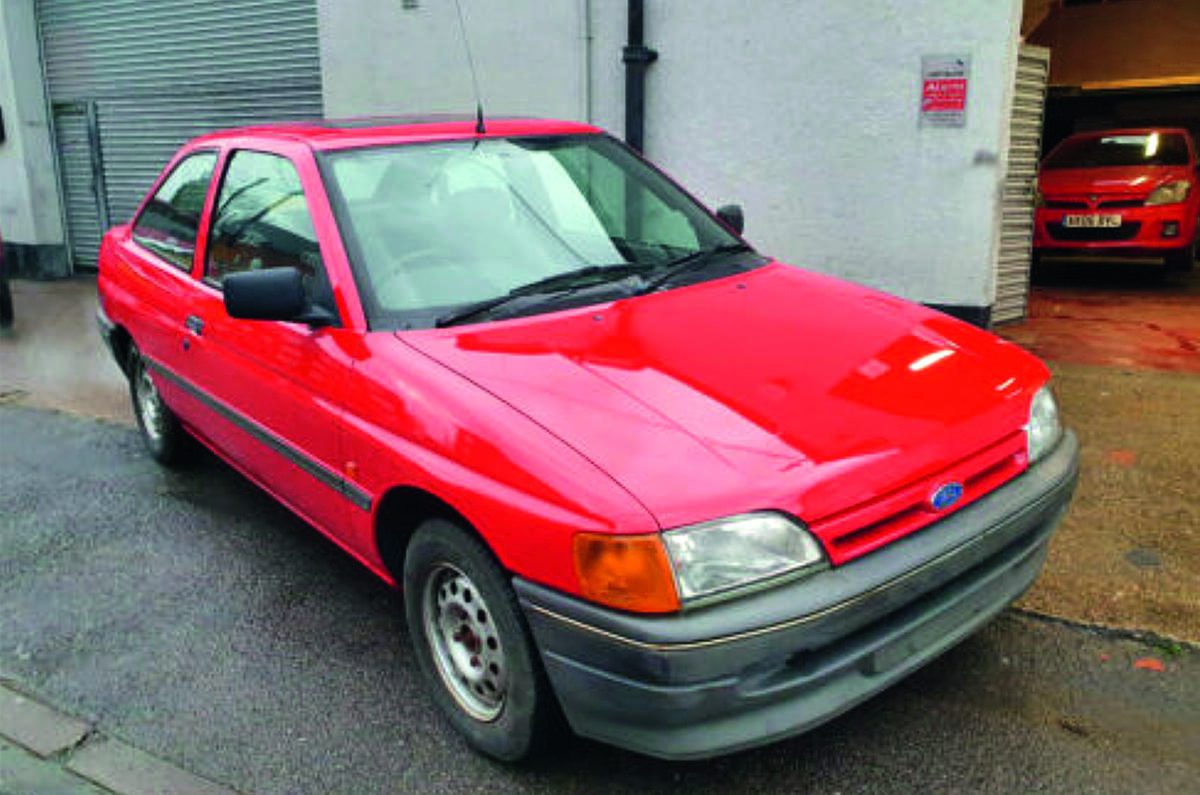 Ford Escort - front Ford Escort - front