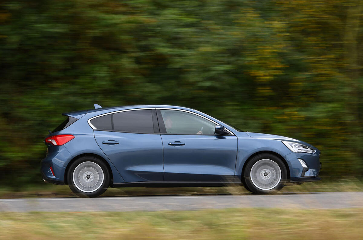 Ford Focus 1.0 EcoBoost 125PS Titanium X 2018 UK review ...