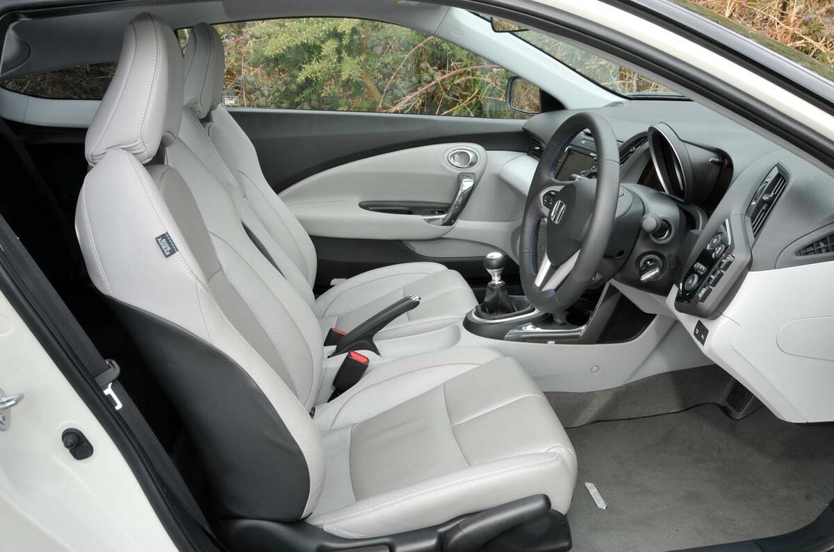 Honda CRZ 2010 interior side view Honda CRZ 2010 interior side view