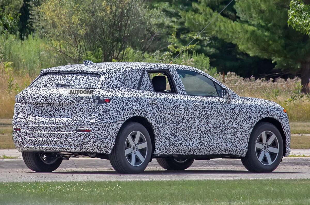 Honda Prologue camo 2022 rear tracking Honda Prologue camo 2022 rear tracking