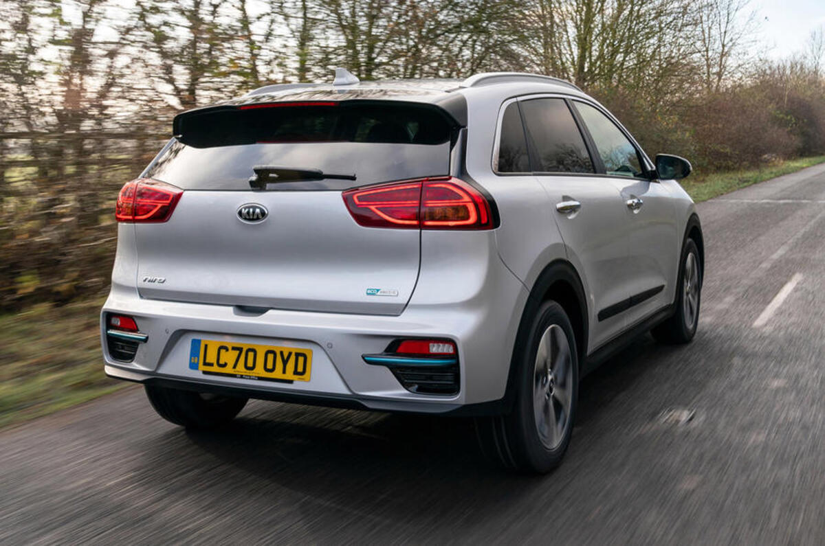 3 kia e niro 39kwh 2021 uk first drive review hero rear 3 kia e niro 39kwh 2021 uk first drive review hero rear